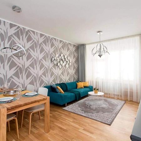 Friendly Private Room In The Sharing Flat Prag Exteriör bild